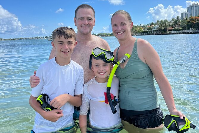 Private Boat Tour - Snorkeling, Star Island & Dolphin Spotting - Music, drinks, and the private-boat atmosphere