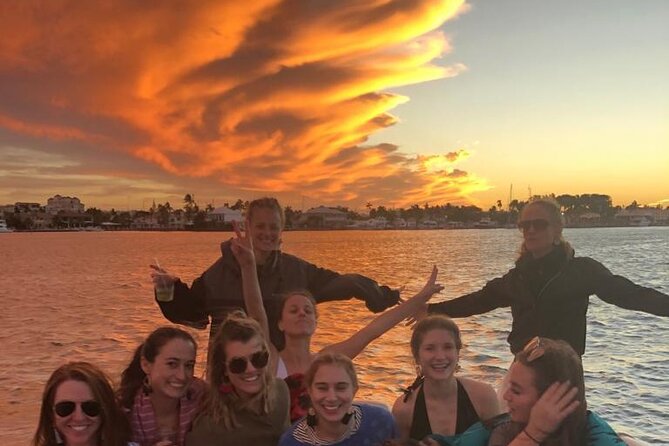 Private Evening Boat Tour Fort Lauderdale for 12 People - The optional 30-minute stop at 15th Street Fisheries