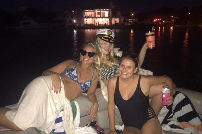 Private Evening Boat Tour Fort Lauderdale for 12 People - The captains are a big part of the experience