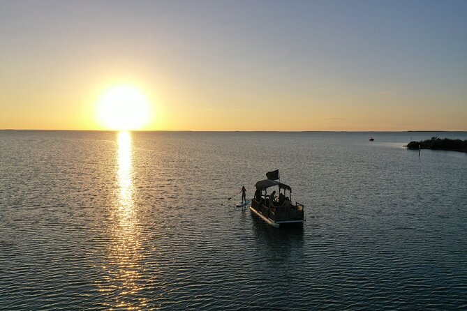 Private Islamorada Sunset Cruise - Finding a quiet bay-side place for sunset