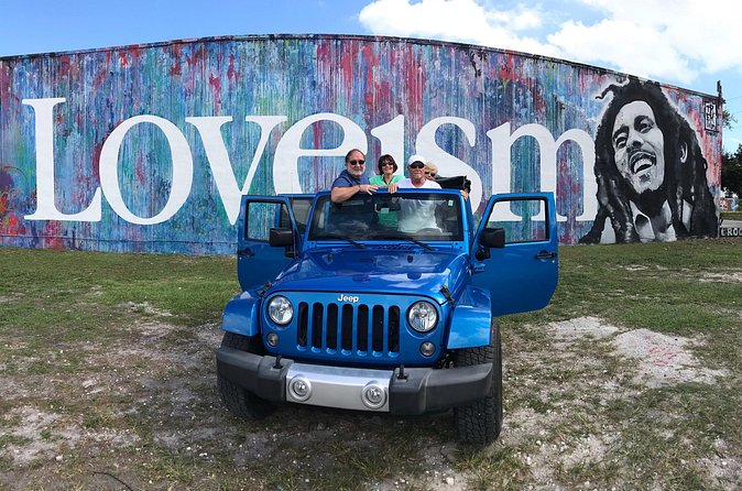 Private Miami City Sightseeing Tour - Calle Ocho and the taste of Little Havana