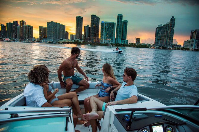 Private Romantic Sunset Boat Cruise in Fort Lauderdale! - Canals, yachts, and the Venice of America