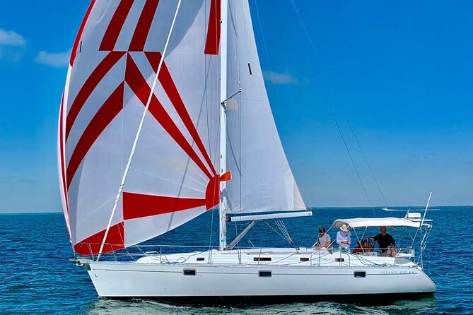 Private Sailing on the Miami Bay - Biscayne Bay - Four hours is enough for a good Miami water day