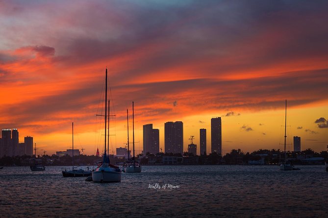 Private Sunset and Night Photo Tour - What to bring for better night photos
