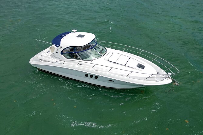 Private tour for 12 people on a 40 ft Yacht, Ft Lauderdale bay - Key points to know before booking