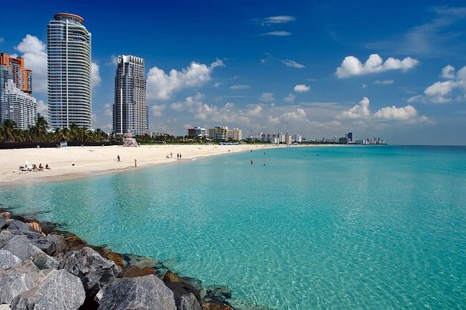 Private Transfer Miami Airport MIA or Port to Miami Hotel / Beach - Driver service can be the best part