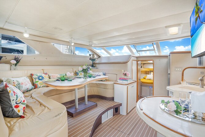 Private Yacht Tour Miami - The captain can shape the whole outing