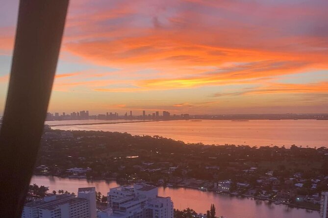 Romantic Miami Helicopter Tour with Champagne for Two - Starting at the Pembroke Pines airport