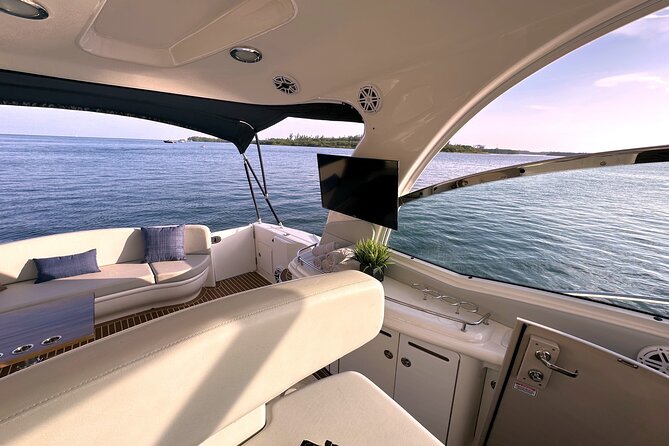 Sail The DREAM Boat From South Beach - Picking your route across Biscayne Bay