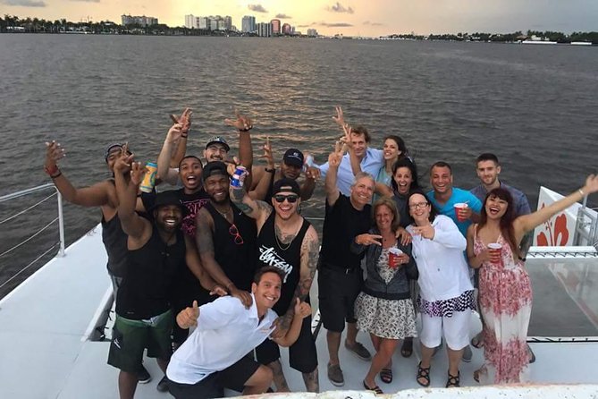 Scenic Sunset Cruise in West Palm Beach - Sunset, music, and the onboard bar