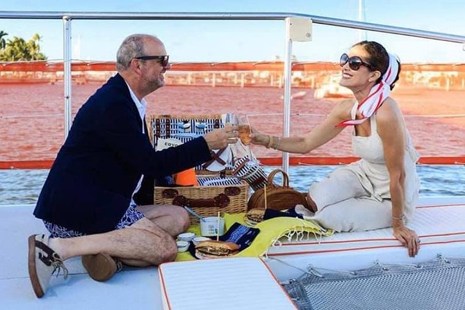 Scenic Sunset Cruise in West Palm Beach - Palm Beach mansions and mega yachts