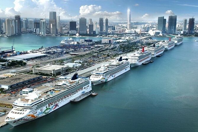 Shuttle Service for Groups and Families in Port of Miami - Meeting your chauffeur at Terminals A through G
