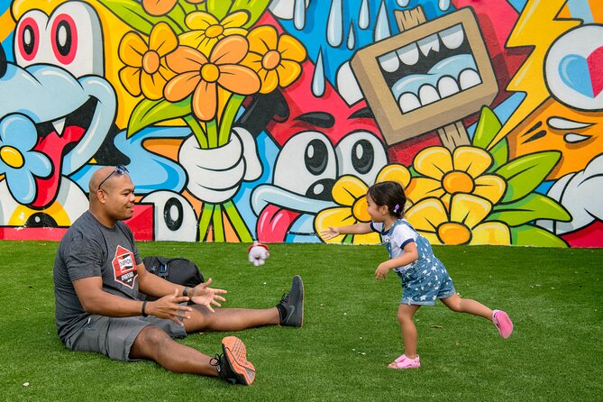 Skip the Line: Wynwood Walls Admission Ticket - Why the outdoor setting matters