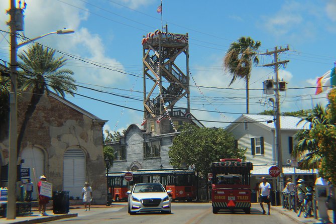 Small-group private Key West tour with expert guide - Crossing the Seven Mile Bridge