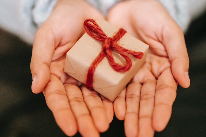 Sound Bath Meditation and Yoga Experience: Retail Therapy Gift for Women - Key details before you book