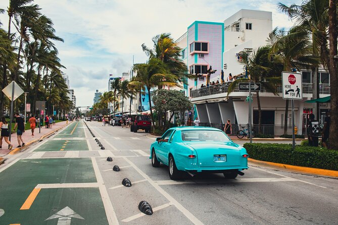 South Beach Art Deco Highlights and The Wolfsonian Museum Tour - Why Miami’s Art Deco district deserves a walking tour
