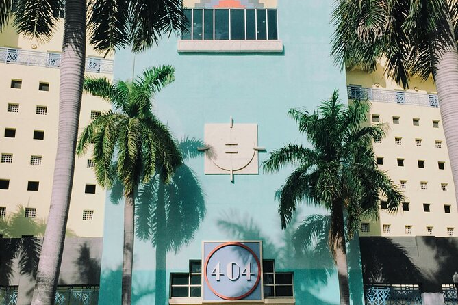 South Beach Art Deco Highlights and The Wolfsonian Museum Tour - Lummus Park and the Atlantic edge