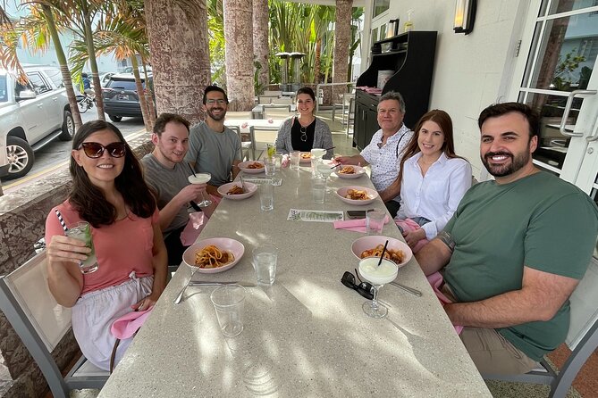South Beach Cocktails & Bites Tour; Walking Tour Miami Beach - Who Will Get the Most From It
