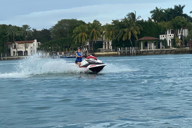 South Beach Jet Ski Rental departs Bayside Marketplace - Who will enjoy this Miami activity