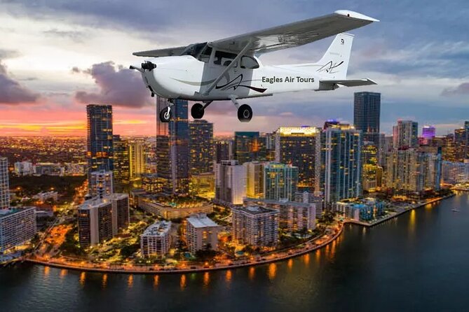 South Beach Miami Aerial Tour : Beaches, Mansions and Skyline - Brickell, downtown, Coral Gables, and Coconut Grove