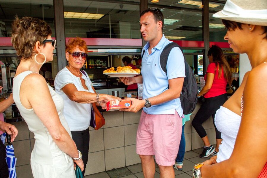 South Beach Tour des Forks: Eat Like a Local - Why the small group limit matters