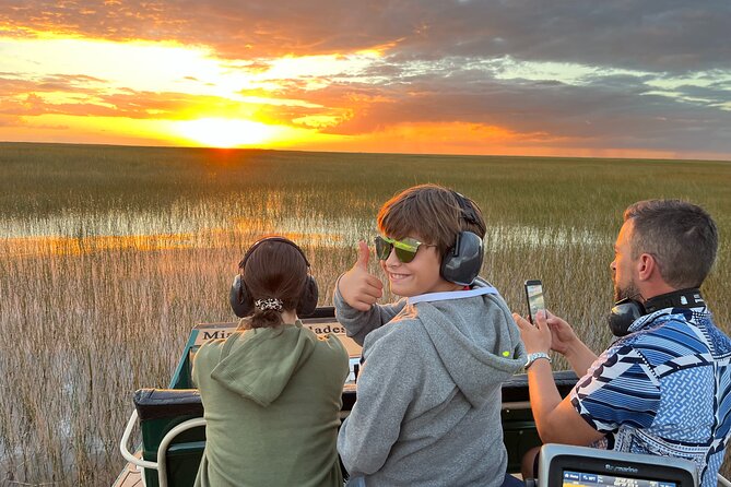 Sunset 1.5 Hour Private Airboat Tour of Miami Everglades - Key points to know before you book