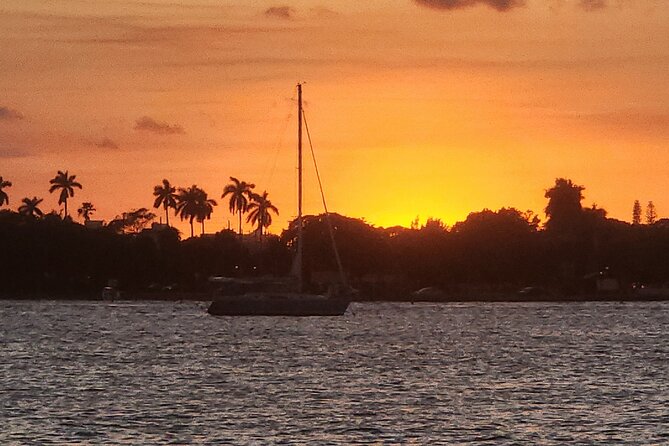 Sunset Cruise/Narrated Tour - Private 2 hour - A practical evening from marina to marina