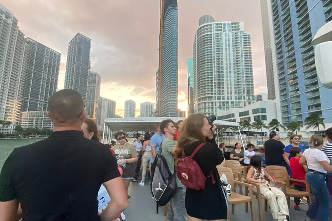 Sunset Cruise of Biscayne Bay Millionaire Homes & Cash Bar - Millionaire’s Row and the Miami skyline