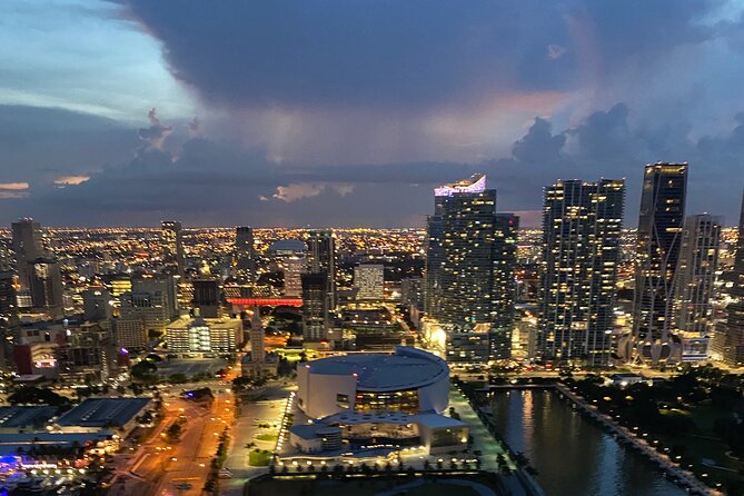 Sunset Helicopter Tour-Miami Iconic Coast and City Views - What the pilot and aircraft add to the experience