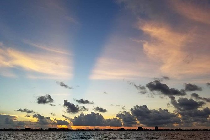 Sunset Sail in Miami: Complimentary Champagne Toast - Is $99 a fair price?