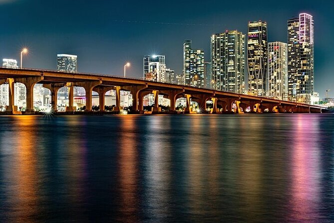 The best Miami boat party with DJ, drinks and lights of the city - What This Miami Party Cruise Actually Feels Like