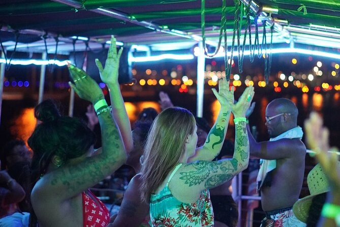 The Miami Experience Boat Party - Key points to know before booking