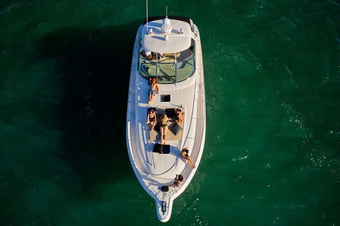 The SOUTH BEACH Sundancer Rental - The crew and the feel of the service