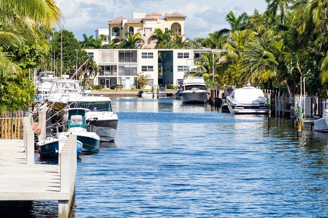 Venice of America Tour | Millionaire's Row | Complimentary Drinks - Choosing your seat and dealing with the boat