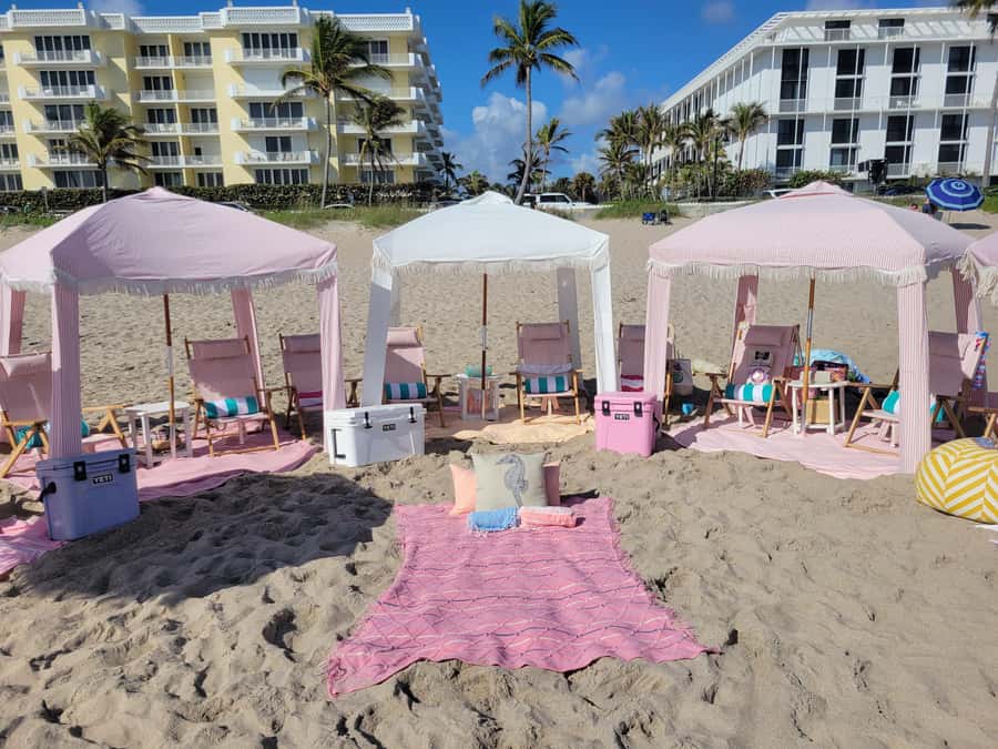 West Palm Beach Florida: All Inclusive Beach Day Package - A four-hour beach day without the usual chores