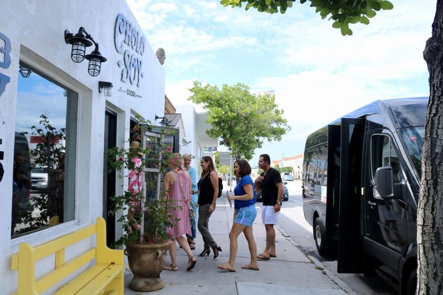 West Palm Beach: Historic Neighborhood Food Tour - Meeting owners and stepping beyond the dining room