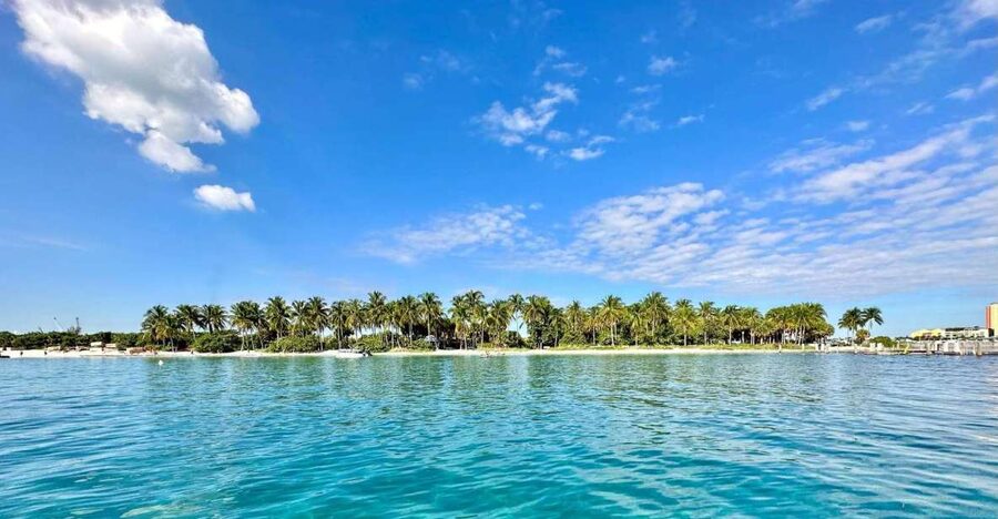 West Palm Beach: Private Peanut Island Boat & Snorkel Tour - Key points at a glance