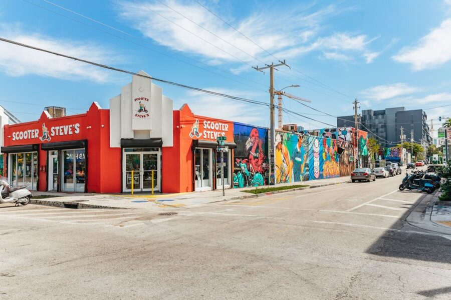Wynwood Art District 1-Hour Street Art Tour by Golf Cart - Price, comfort, and practical value