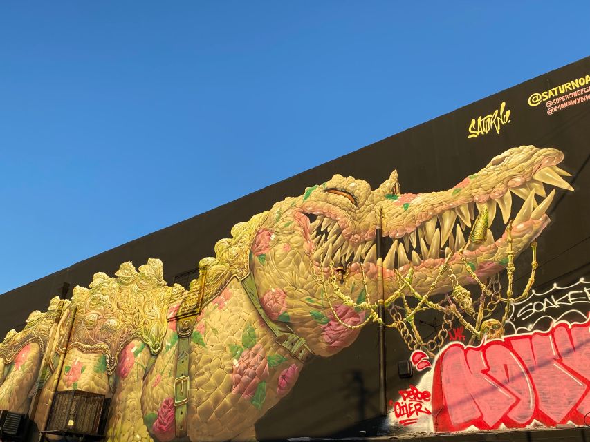Wynwood walking tour in French (2h) - Political messages on Wynwood’s biggest walls