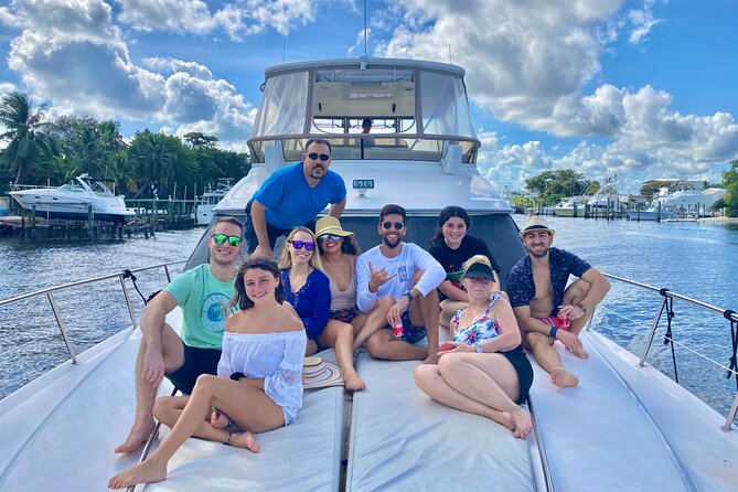 Yacht Charter in Palm Beach with Crew - Cancellation and Booking Details to Keep in Mind